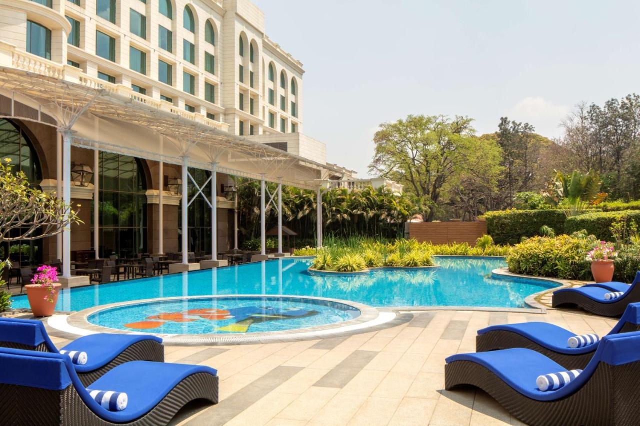 Radisson Blu Plaza Hotel Mysore Exterior foto The Taj Mahal Palace, Mumbai