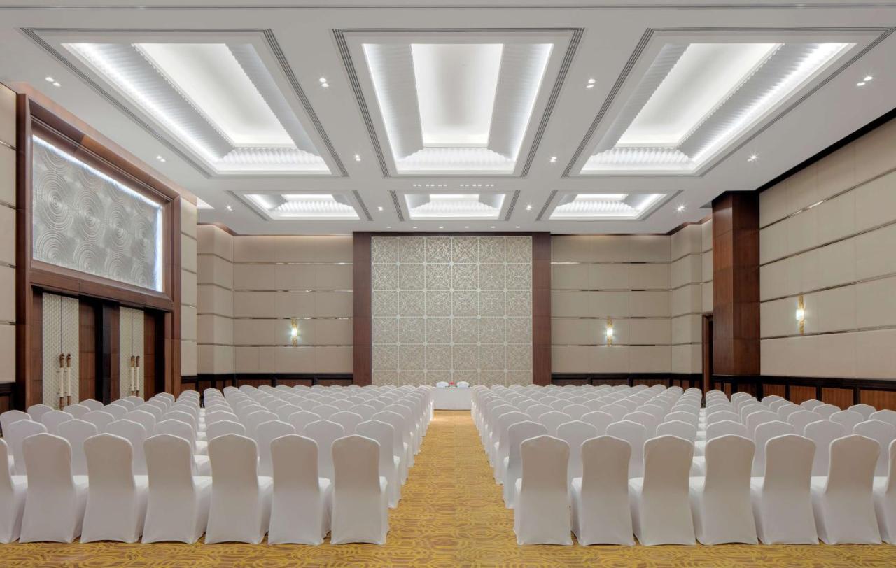 Radisson Blu Plaza Hotel Mysore Exterior foto The Grand Ballroom