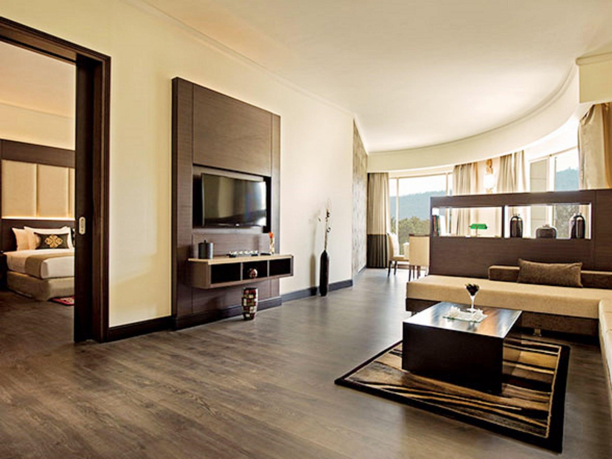 Radisson Blu Plaza Hotel Mysore Exterior foto Suite at the hotel