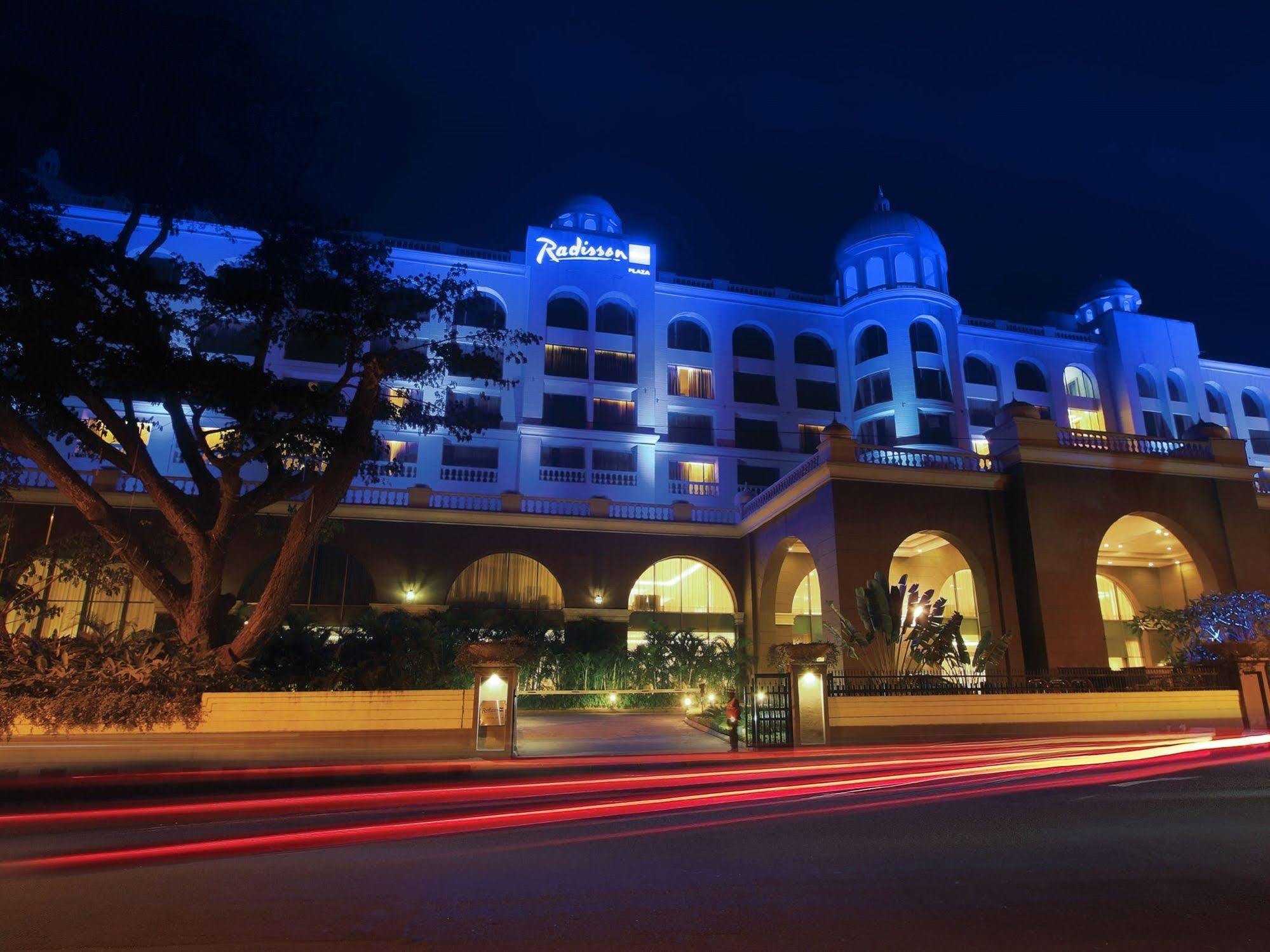 Radisson Blu Plaza Hotel Mysore Exterior foto Radisson Blu Hotel, Kathmandu