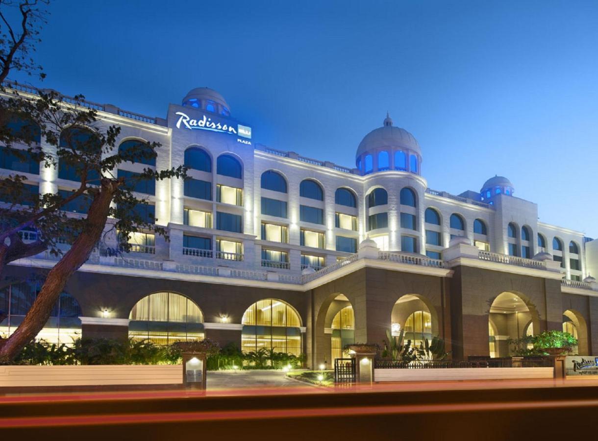 Radisson Blu Plaza Hotel Mysore Exterior foto Radisson Hotel, Pune