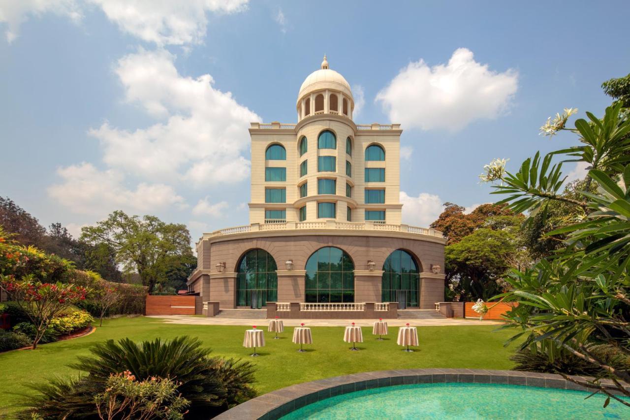 Radisson Blu Plaza Hotel Mysore Exterior foto The Royal